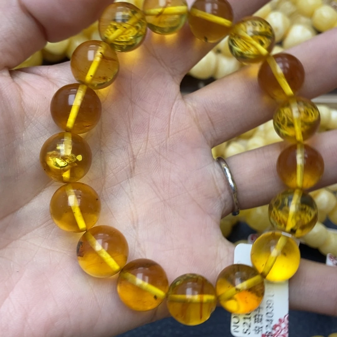 琥珀未镶嵌珠宝奇石62