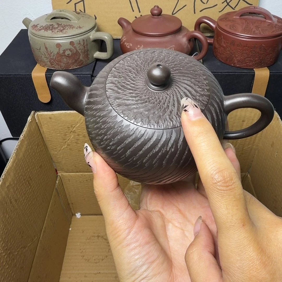 甄选宜兴本土紫砂壶