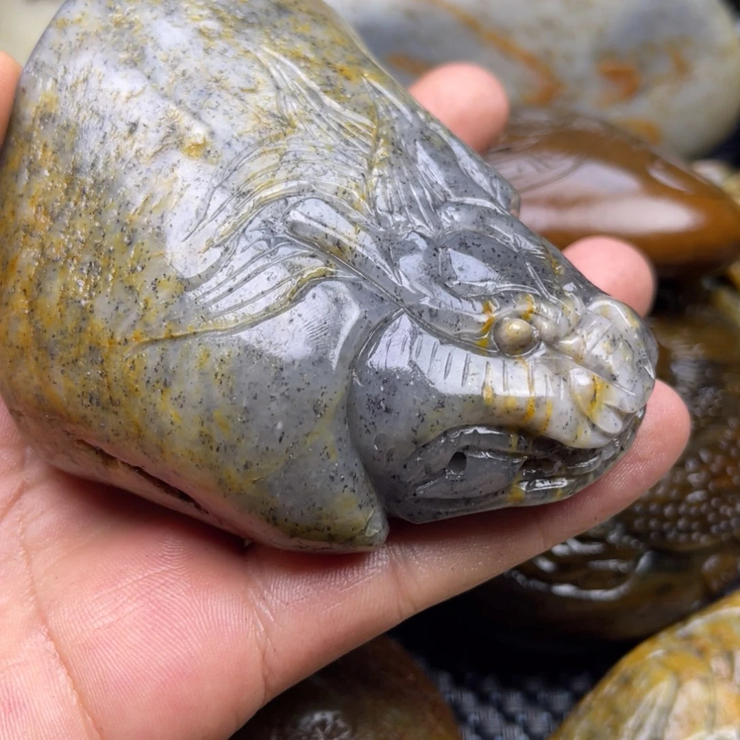 和田玉（糖玉）未镶嵌挂件