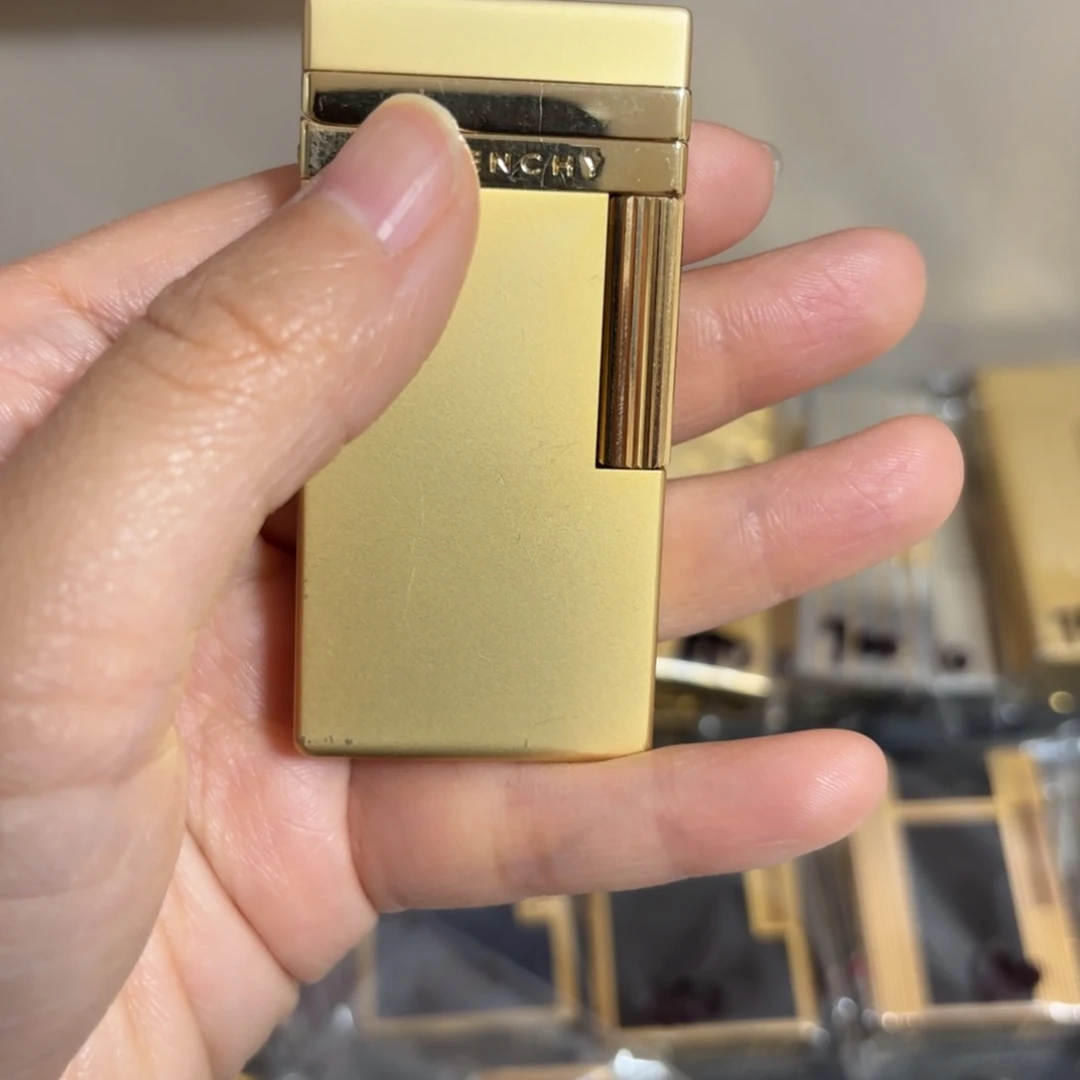 都登卡中古打火机
