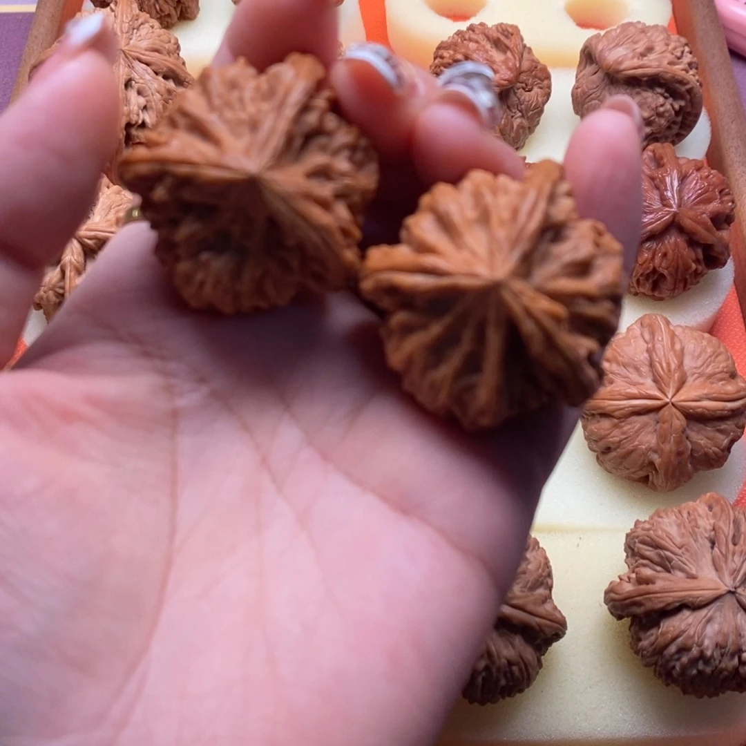 桃核把件龙门涧奔40