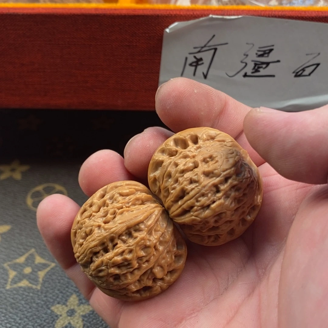 文玩核桃吊坠文玩核桃