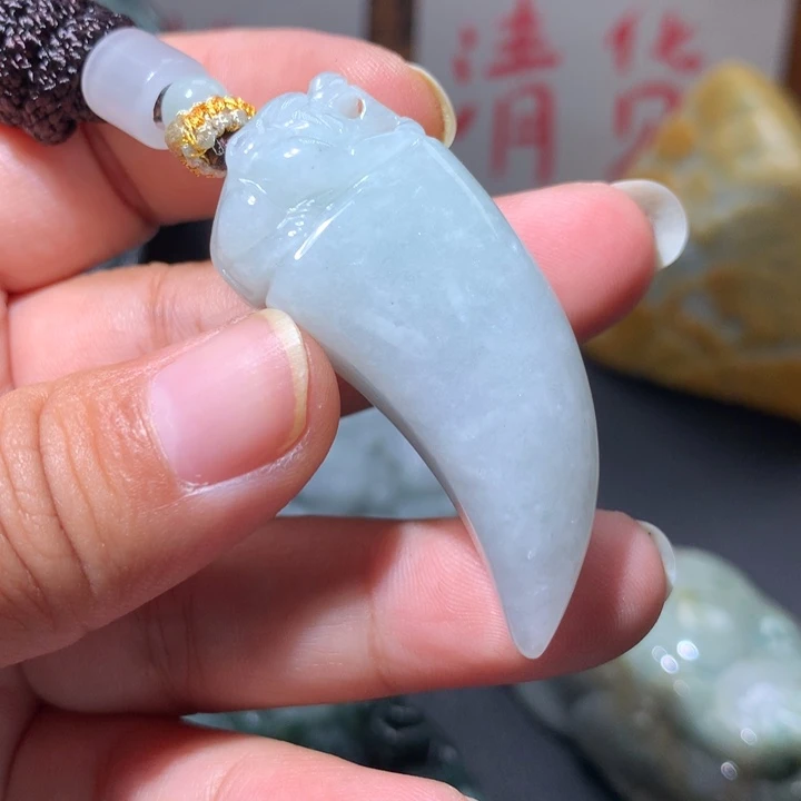 翡翠未镶嵌颈饰保真天然A货翡翠