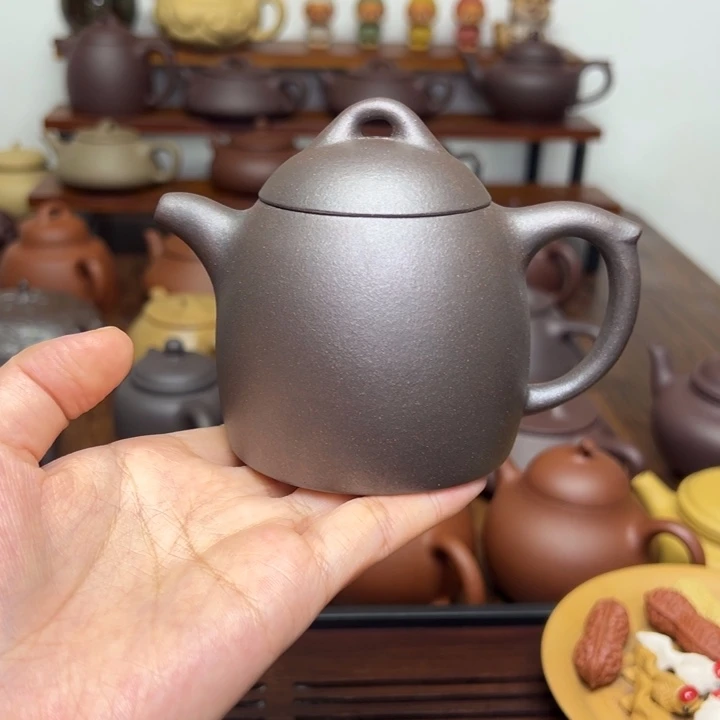 紫砂1秦权。  200cc