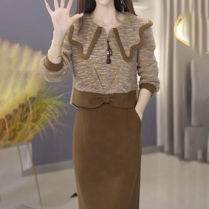 高级雪花绒洋气时髦优雅俩件套2025秋季新款中年妈妈修身连衣裙女