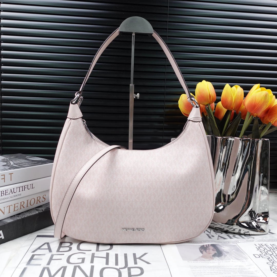 95新 MICHAELKORS/迈克高仕 单肩包/T20220658