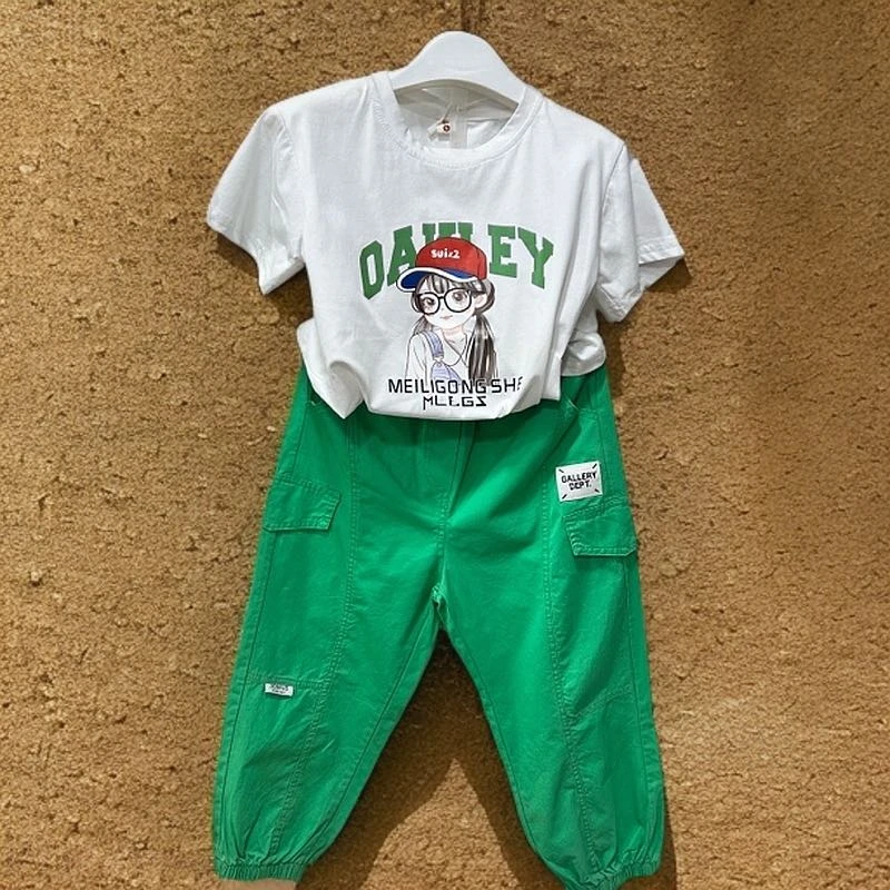 2025年新款中儿童时尚套装