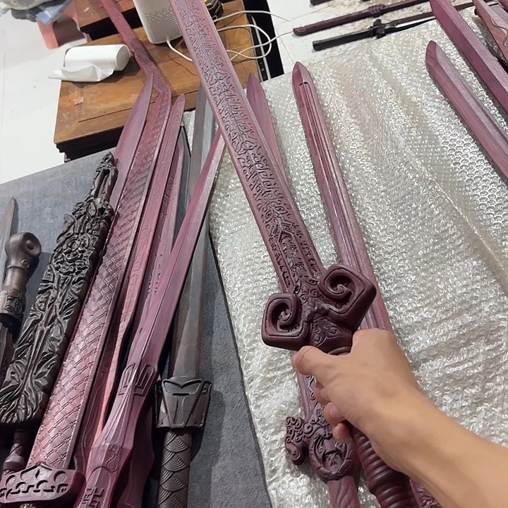 闻***榘紫心苏木（紫罗兰木）