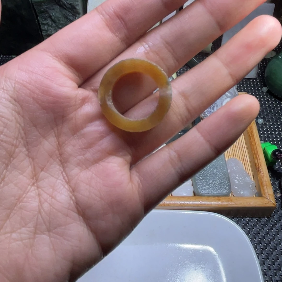 未镶嵌和田玉珠宝半成品