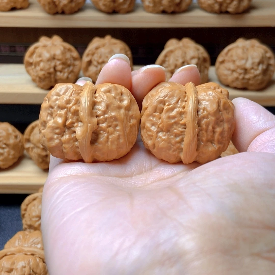 文玩核桃吊坠仅**已蛤蟆头