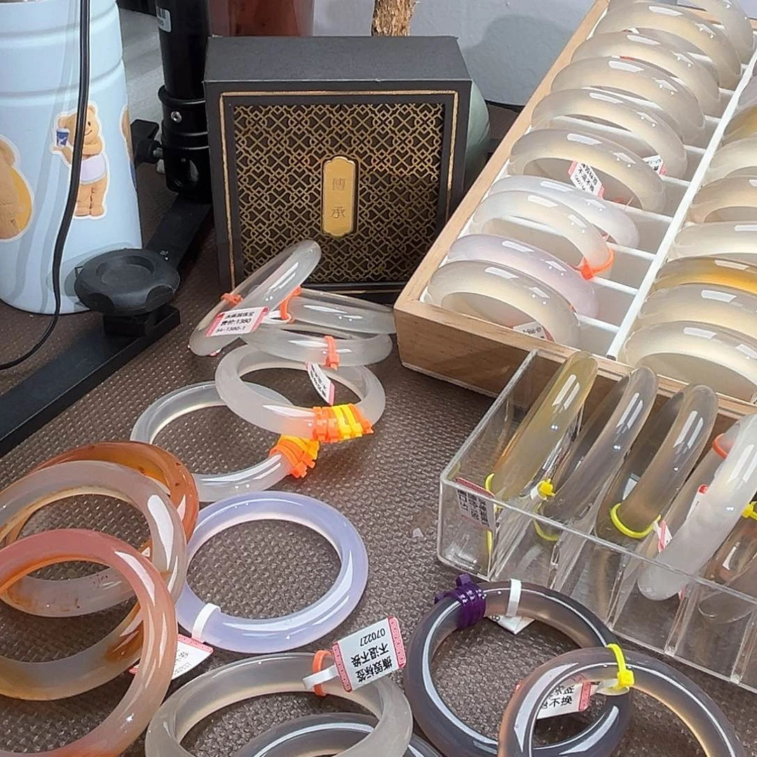 手镯玛瑙/玉髓未镶嵌琳***吖