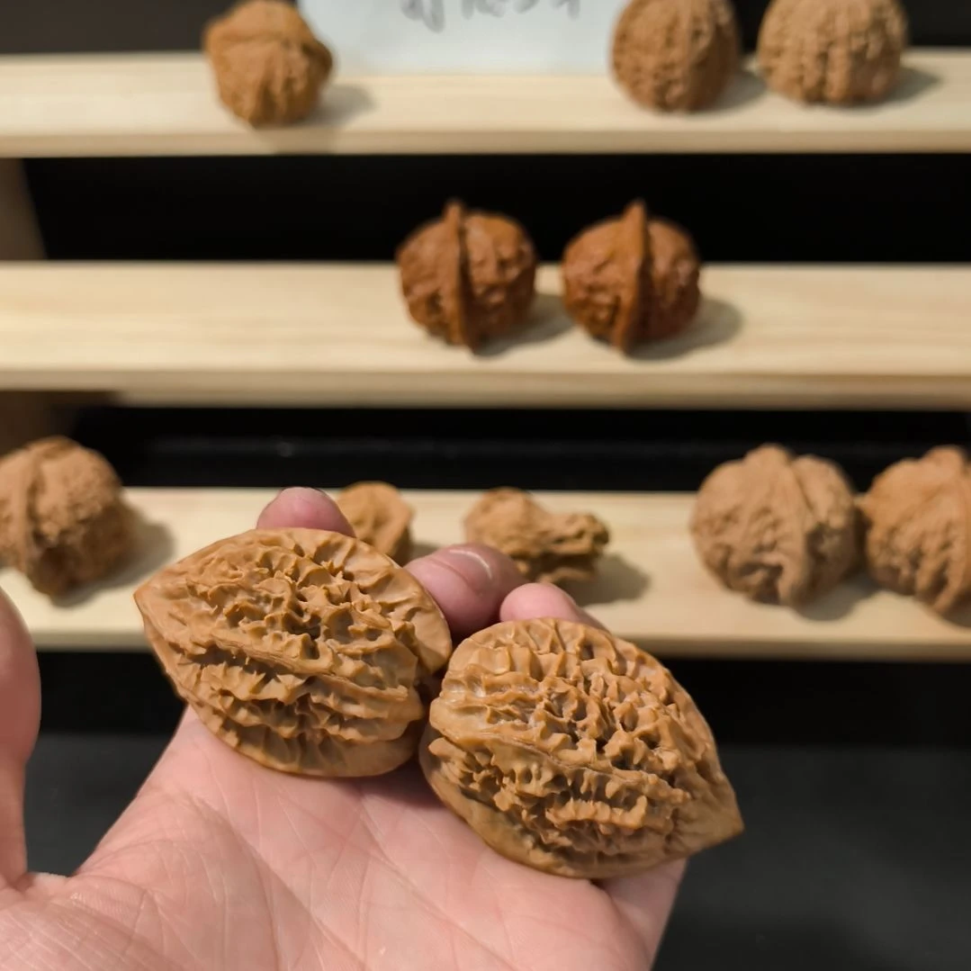 文玩核桃吊坠38招财鼠