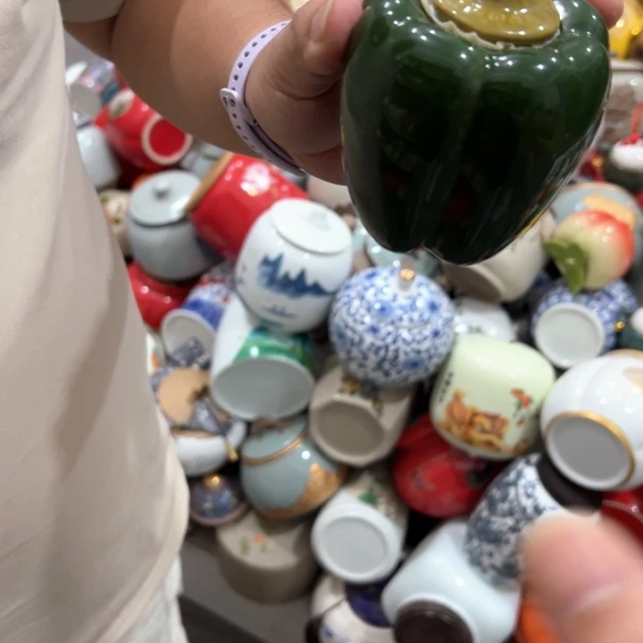 瑕疵福利品陶瓷茶叶罐介意勿拍
