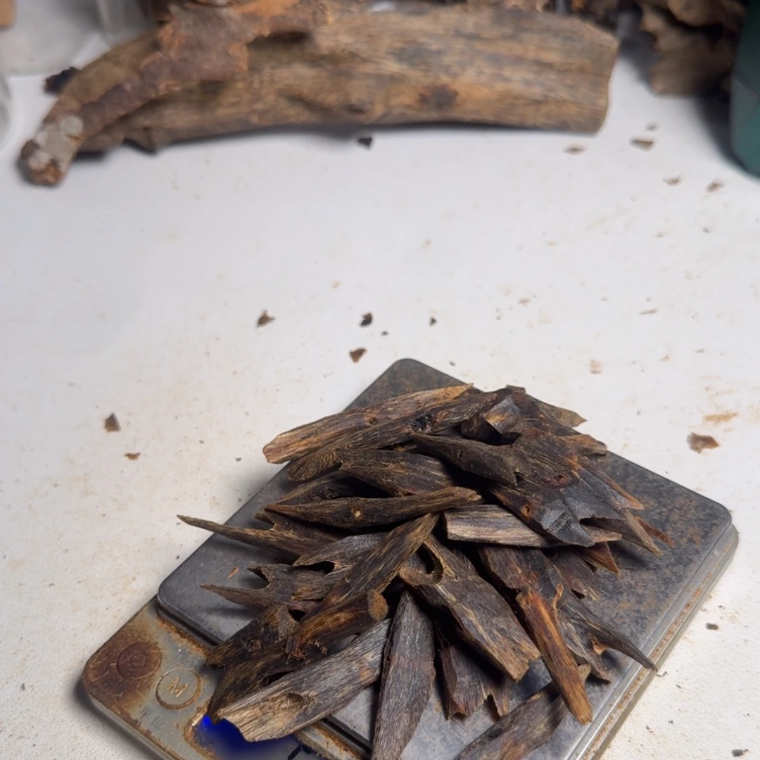 楠木陆河漏油树心油50