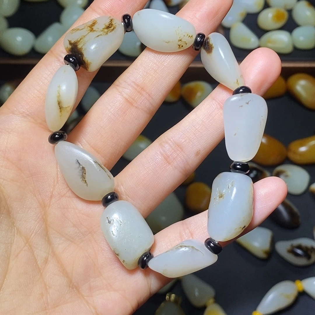 和田玉18K金镶嵌手链