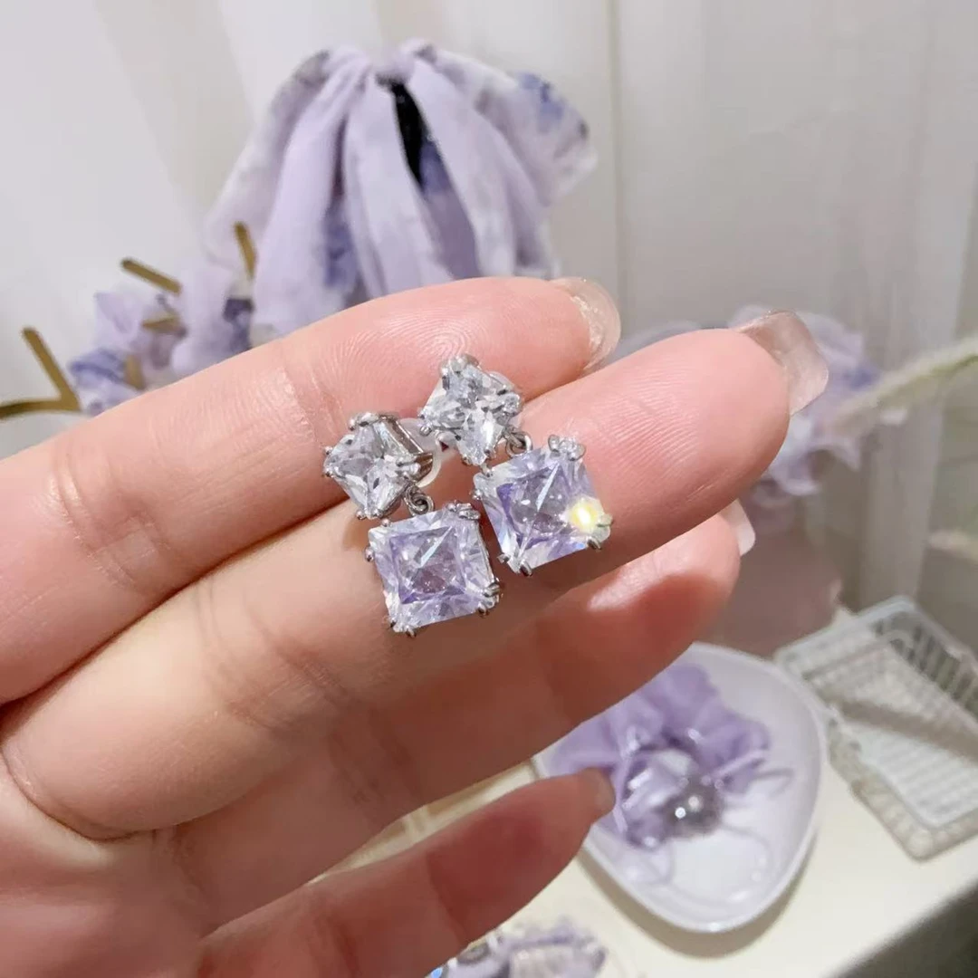 【春日浪漫】锆石超闪气质耳钉