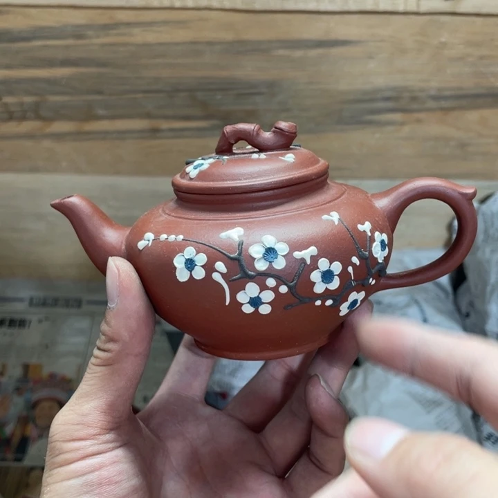 茶壶紫砂老厂紫砂壶一件。