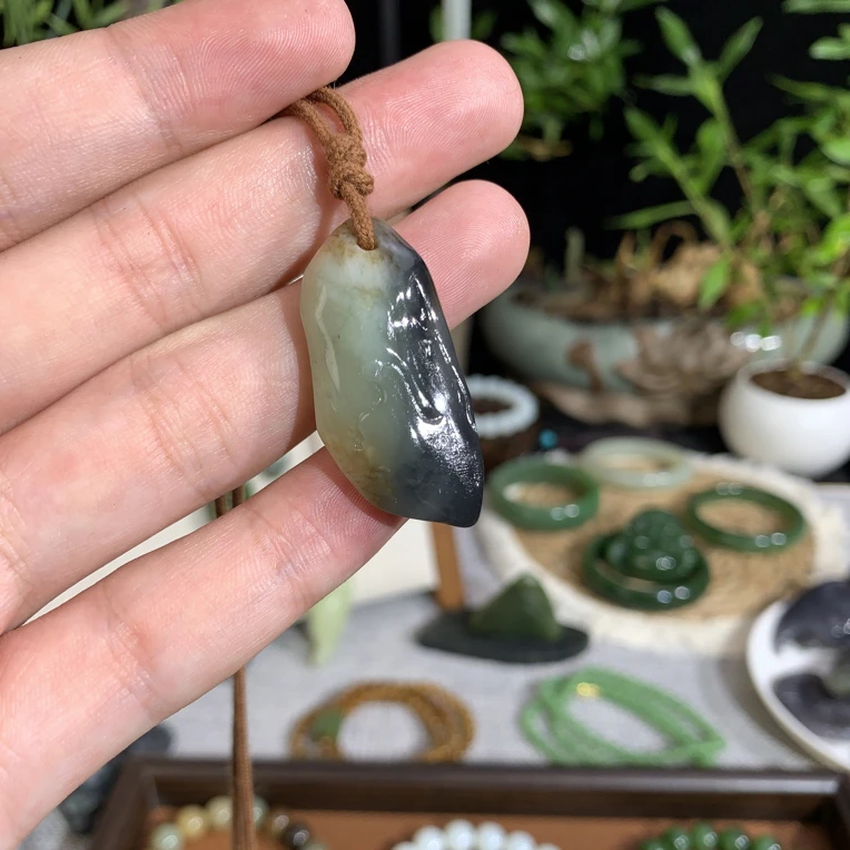 【楼兰三色悟道】 和田玉楼兰三色悟道吊坠 禅意意境送人礼物自留