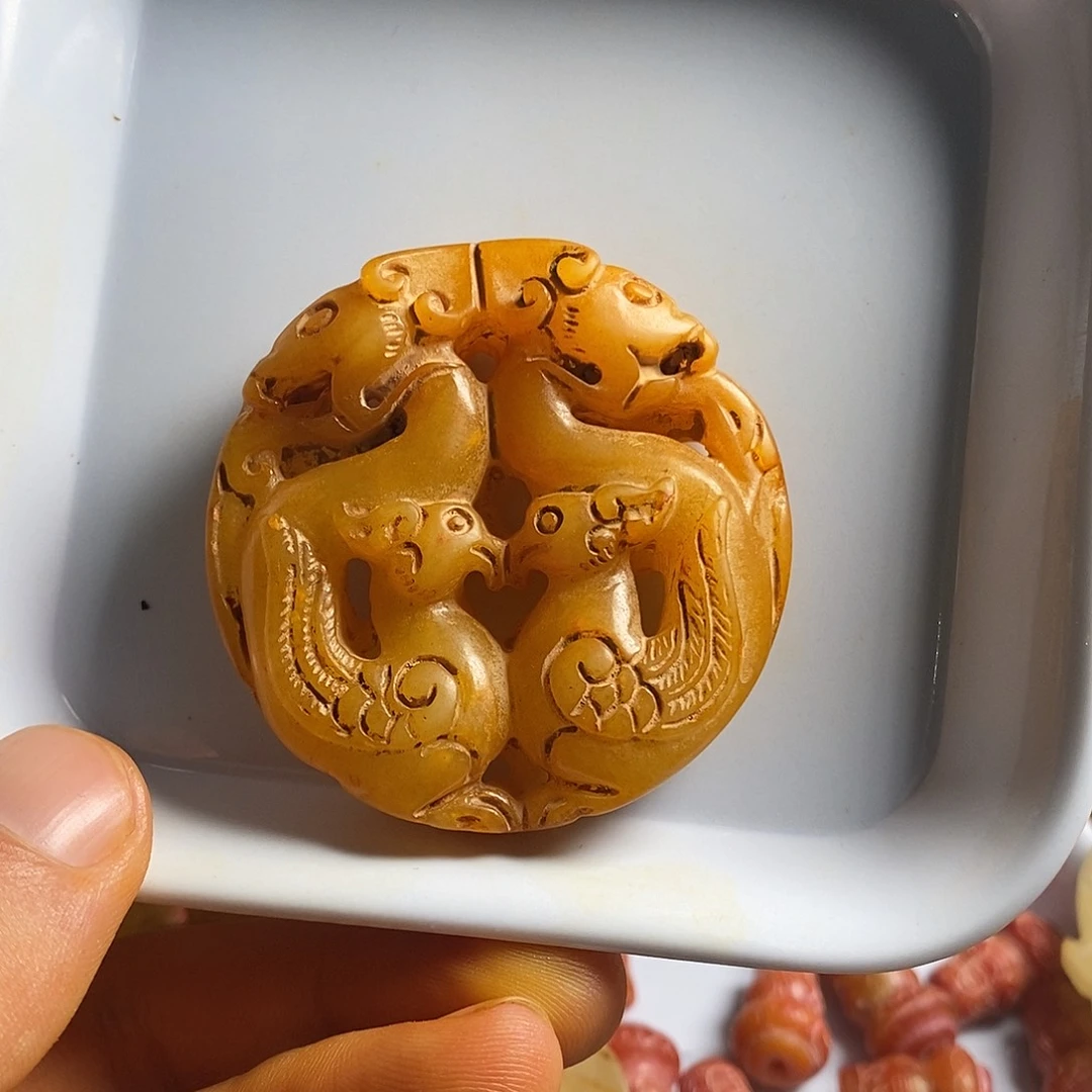 岫岩老玉（透闪石质玉）未镶嵌挂件