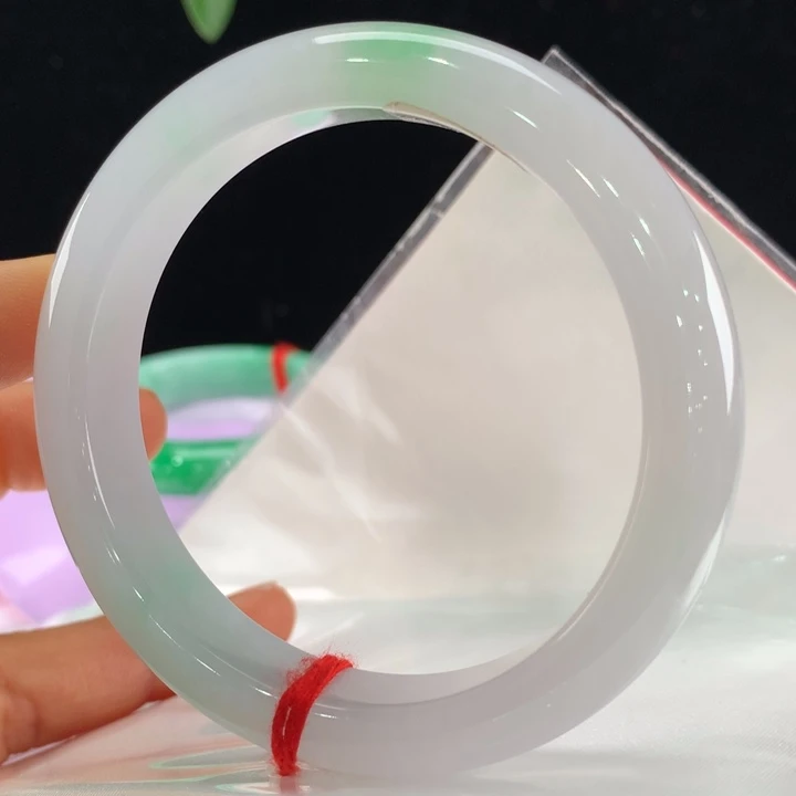 翡翠手镯未镶嵌111-0324