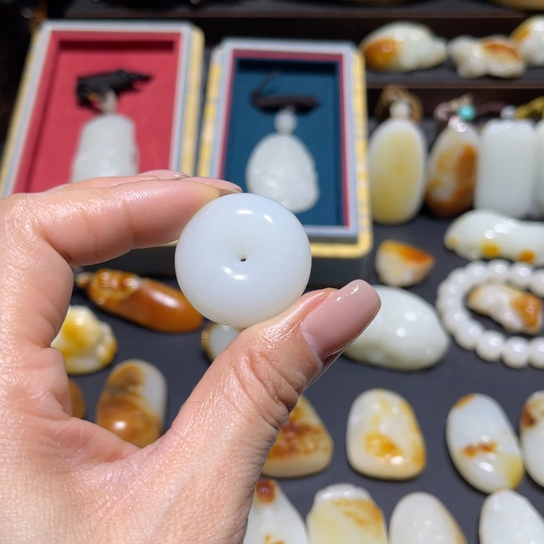 和田玉未镶嵌吊坠(不含链)