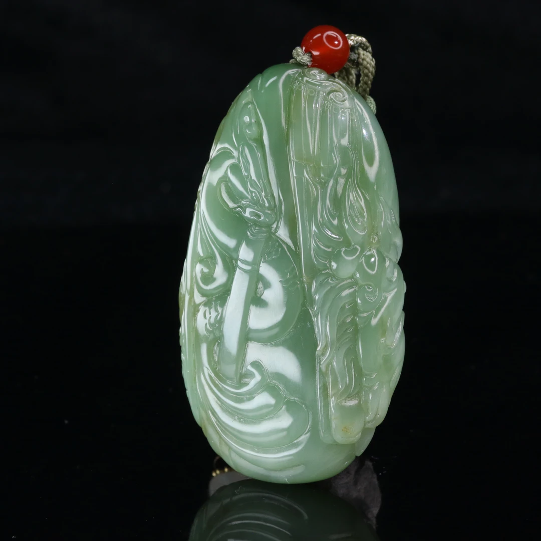 47和田玉俄七站桩观音/101399上海嘉禾拍卖