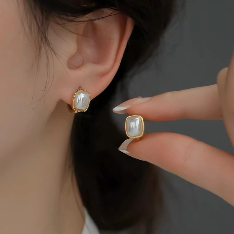 铜合金仿珍珠耳饰 气质轻奢时尚百搭法式小众简约经典小众162