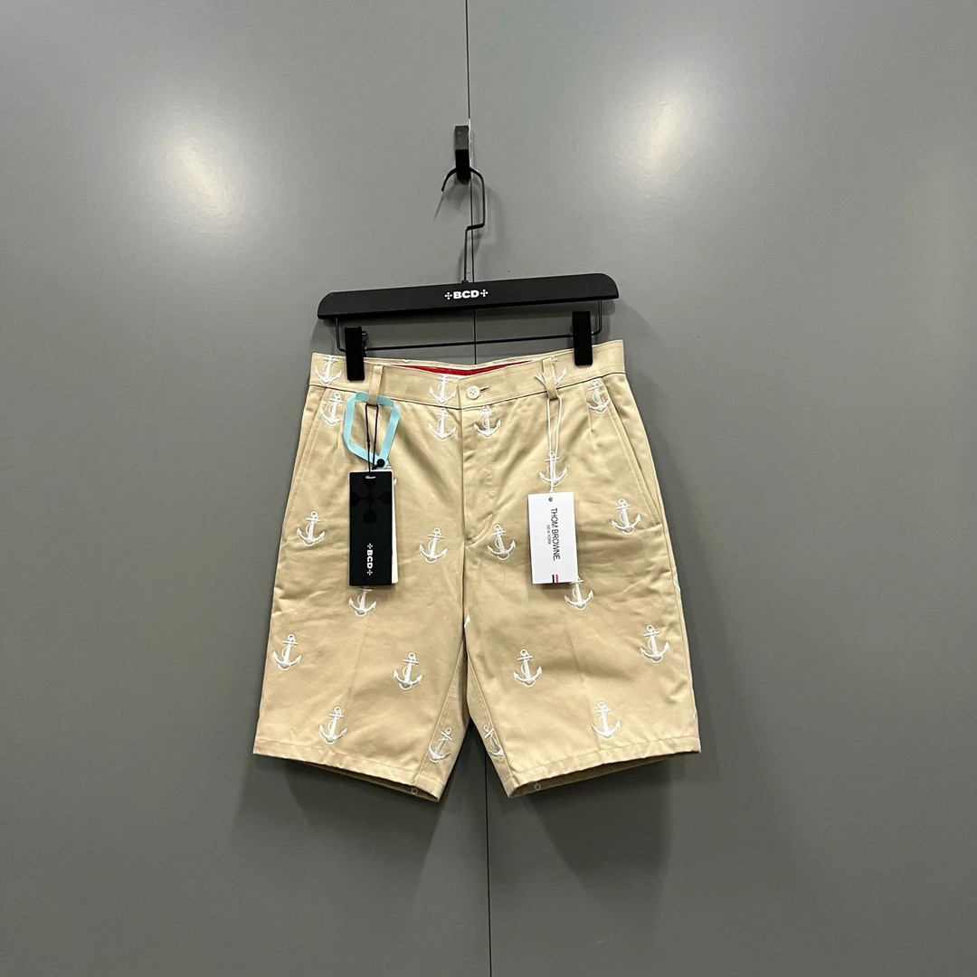 未使用 THOMBROWNE (ll) 卡其色刺绣船锚短裤 0码204716