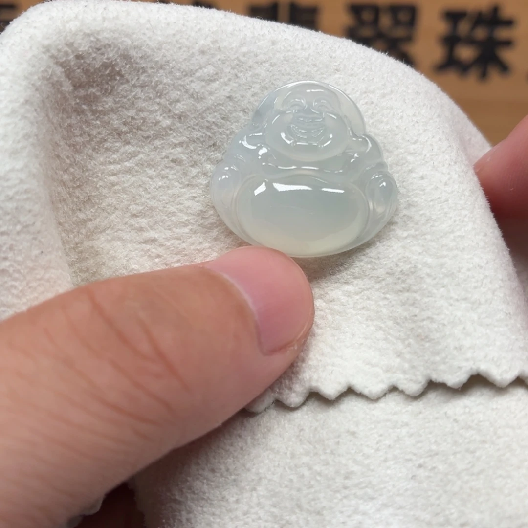 颈饰未镶嵌翡翠佛公