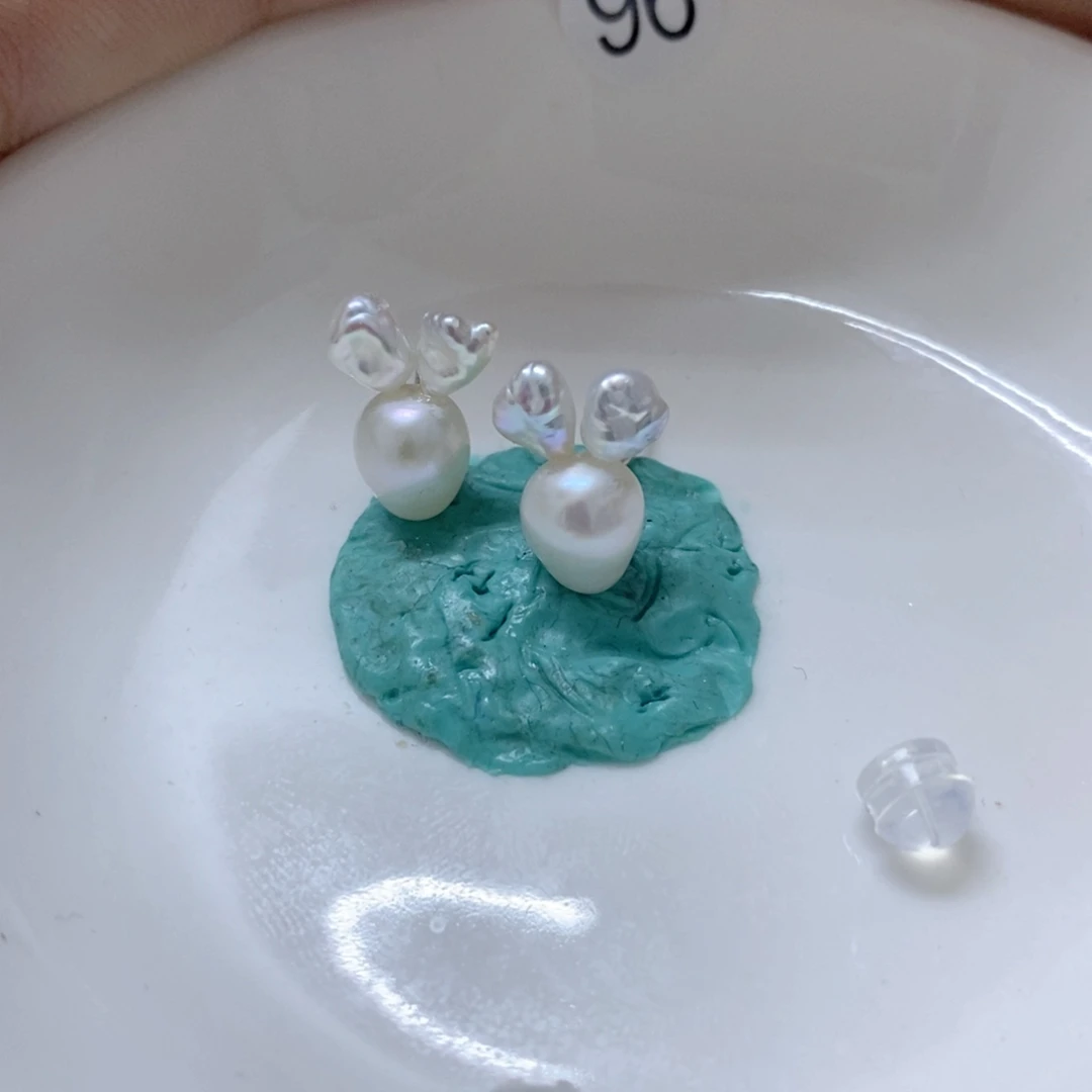 —****淡水珍珠耳钉合金