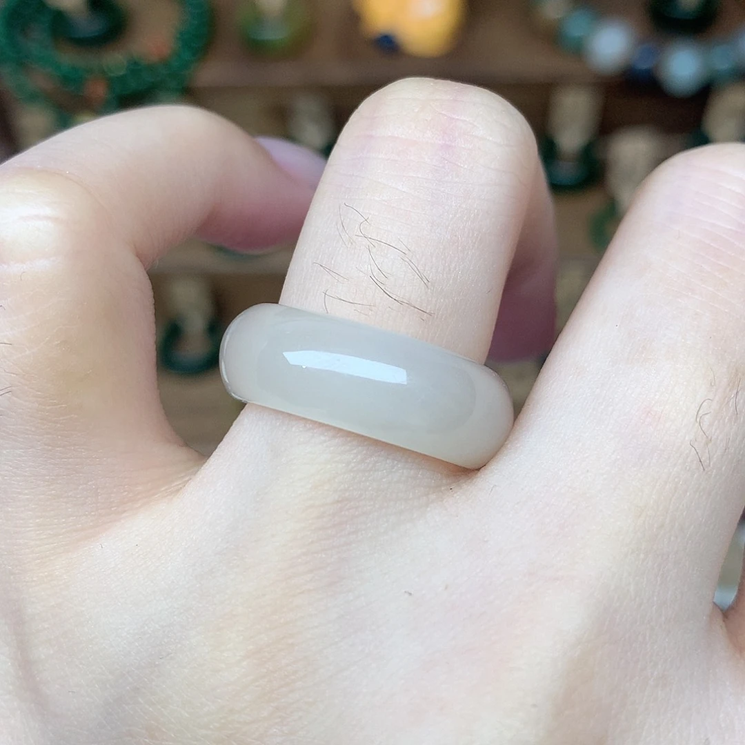 和田玉戒指未镶嵌藕粉