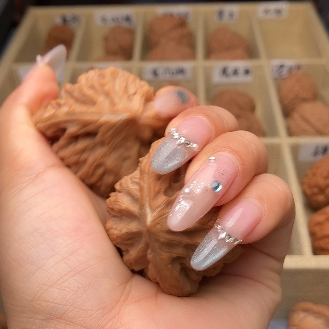小***运把件文玩核桃龙门涧