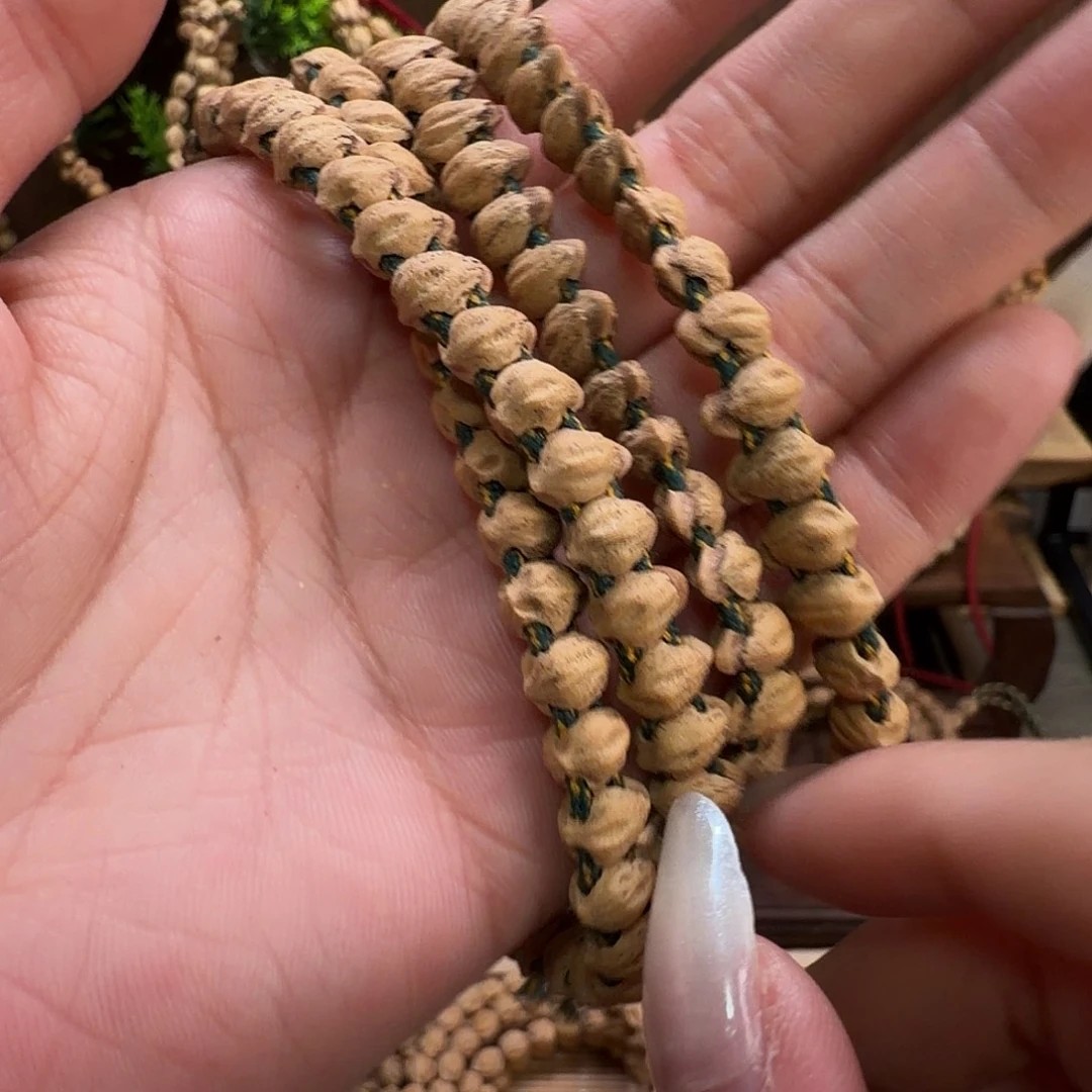 x***j吊坠柏香籽/百香籽