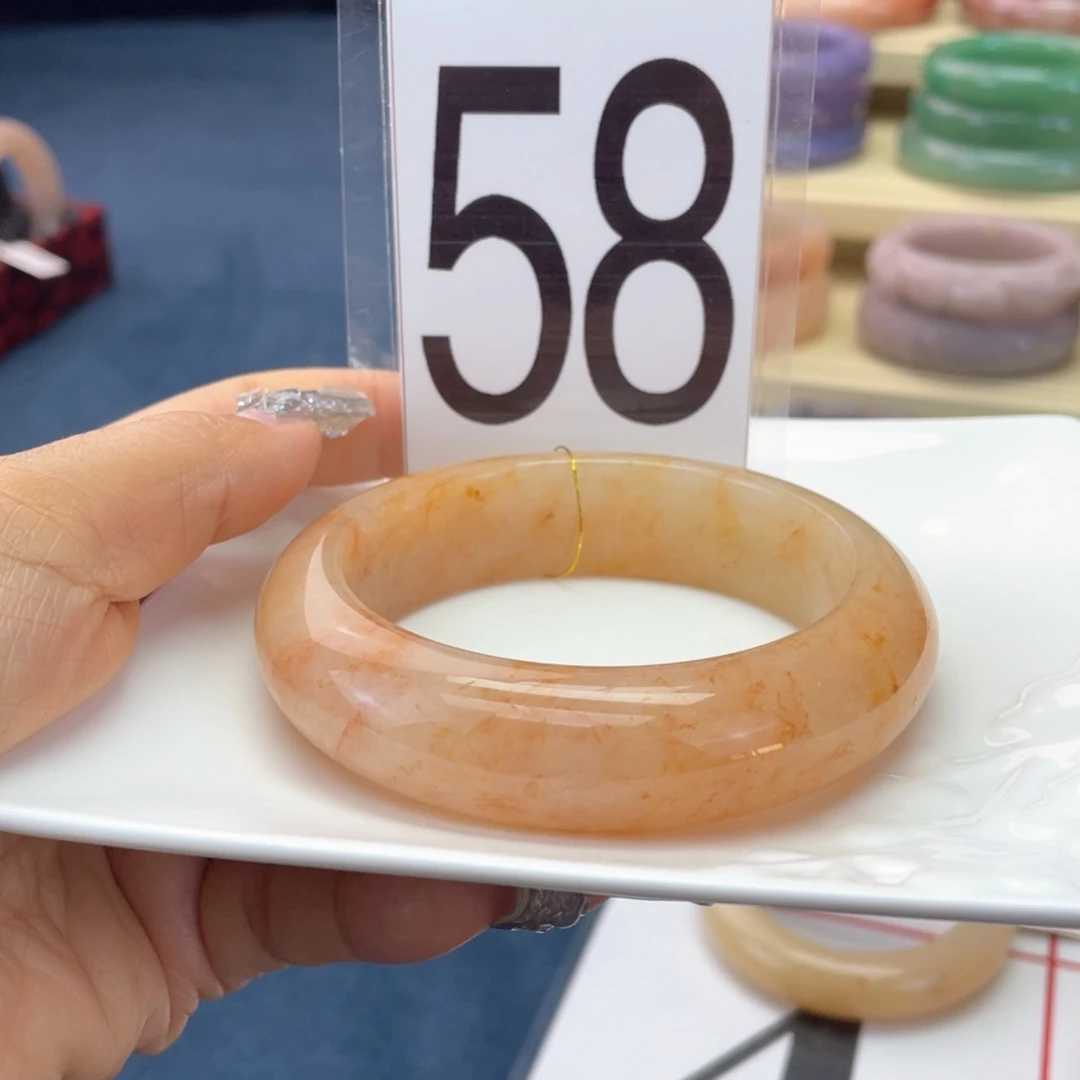 石英质玉未镶嵌手镯