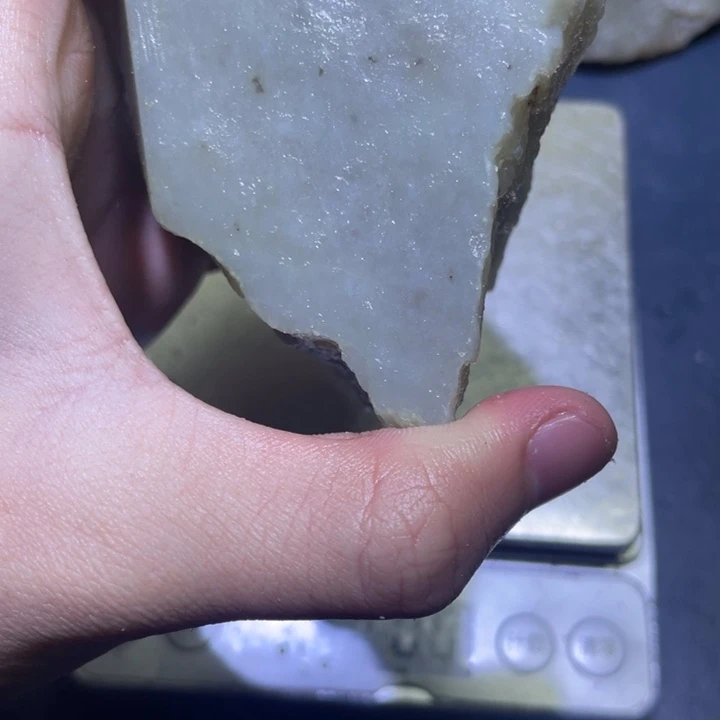 和田玉未镶嵌珠宝半成品