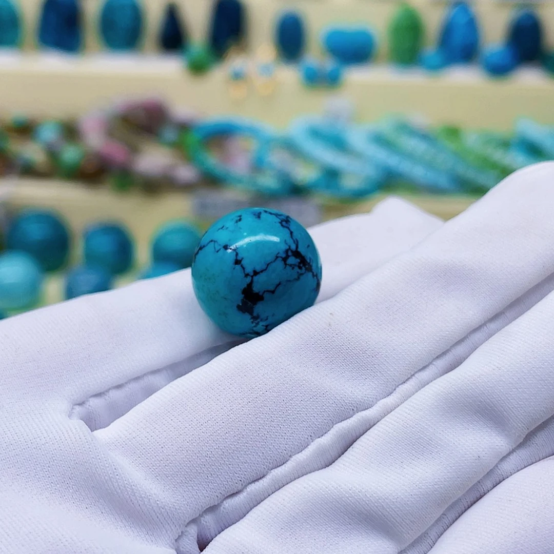 绿松石颈饰未镶嵌