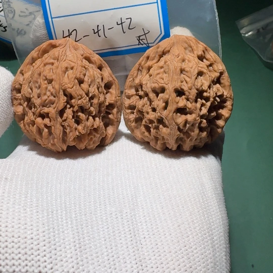 吊坠文玩核桃26号拧花纹