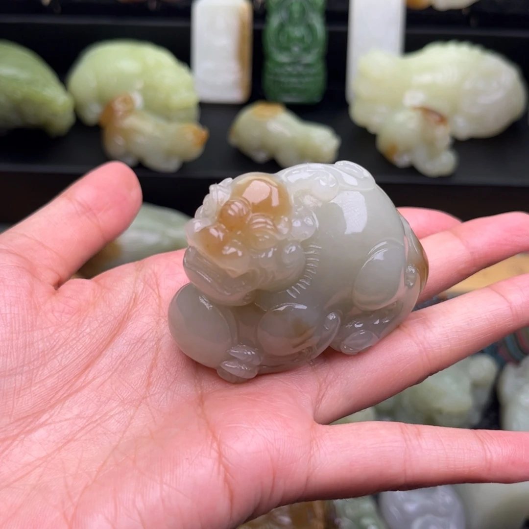 诗***方和田玉未镶嵌把件