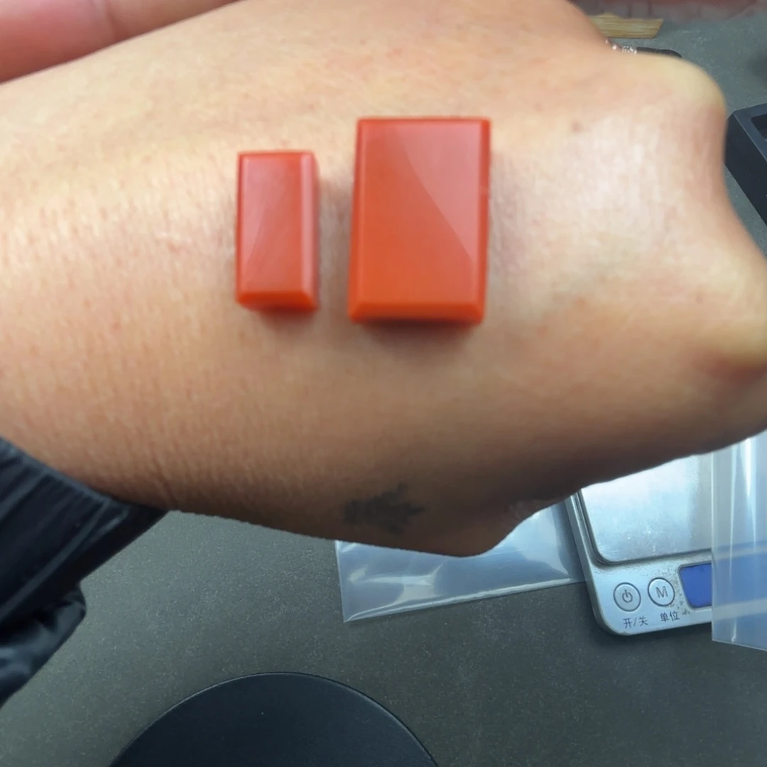 南红玛瑙颈饰合金蝈**号