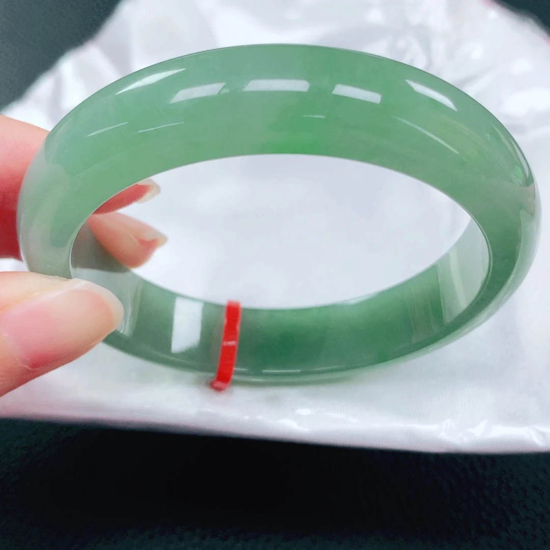翡翠未镶嵌手镯55圈