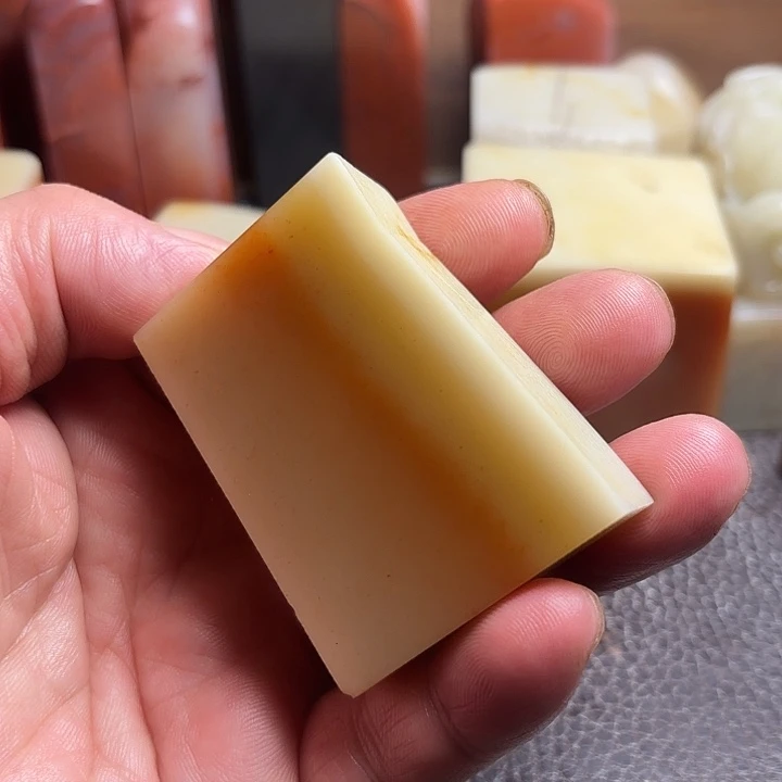 老挝石精美老挝巧色