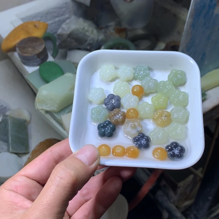 未镶嵌和田玉珠宝半成品
