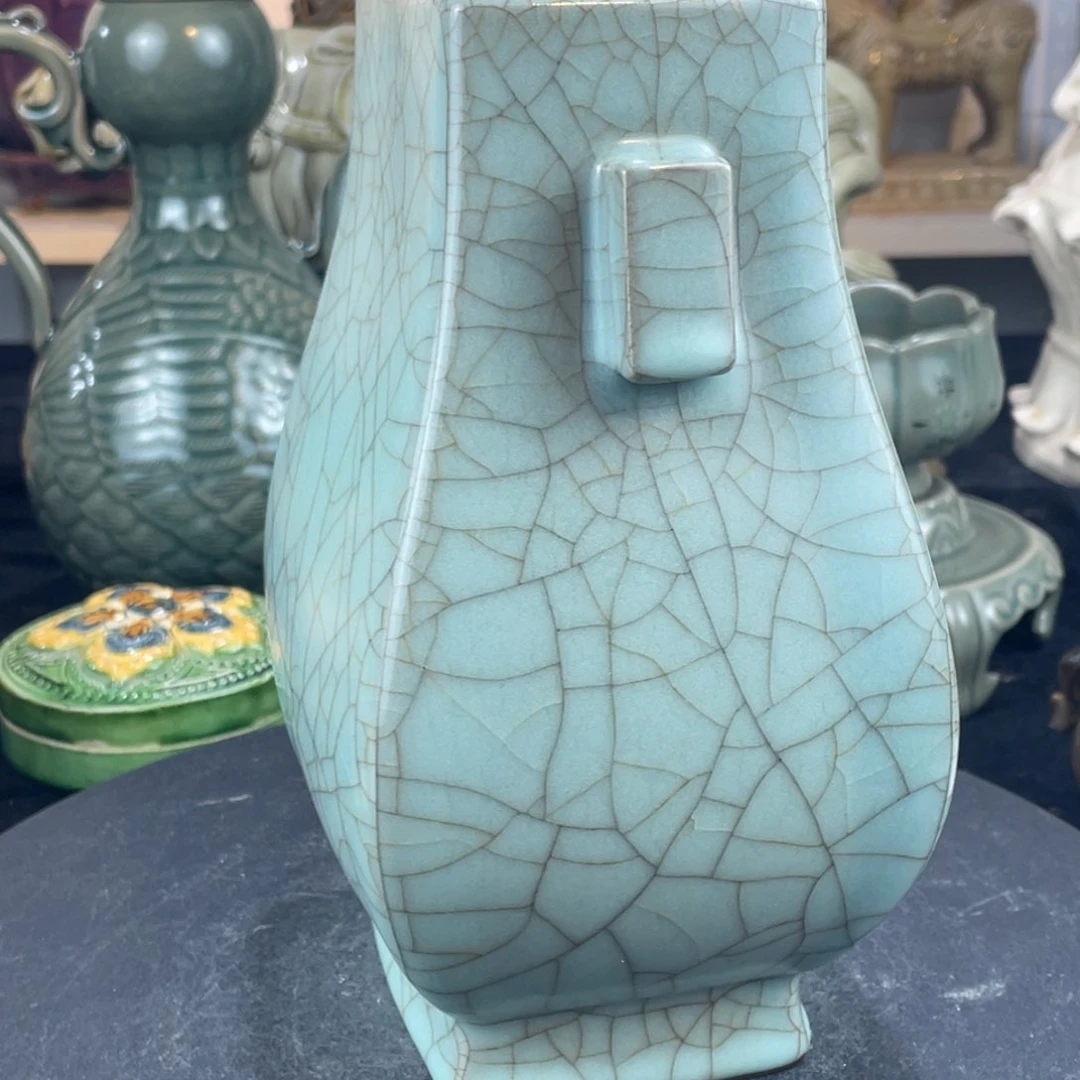 摆件瓷器1668809896