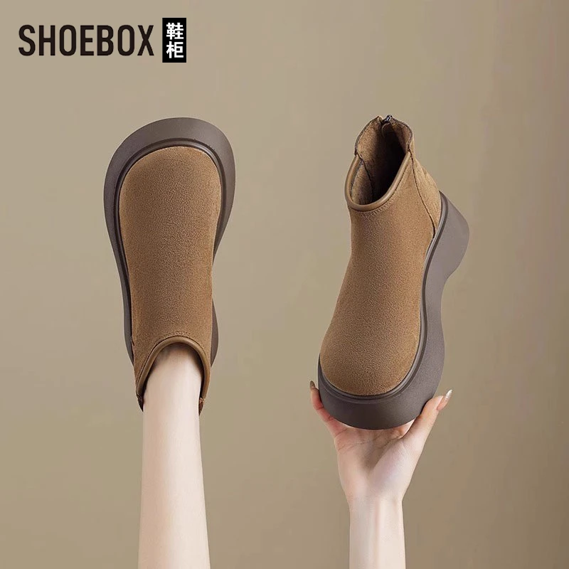 达芙妮旗下鞋柜短靴女2025冬季新款加绒马丁靴英伦风厚底勃肯女靴