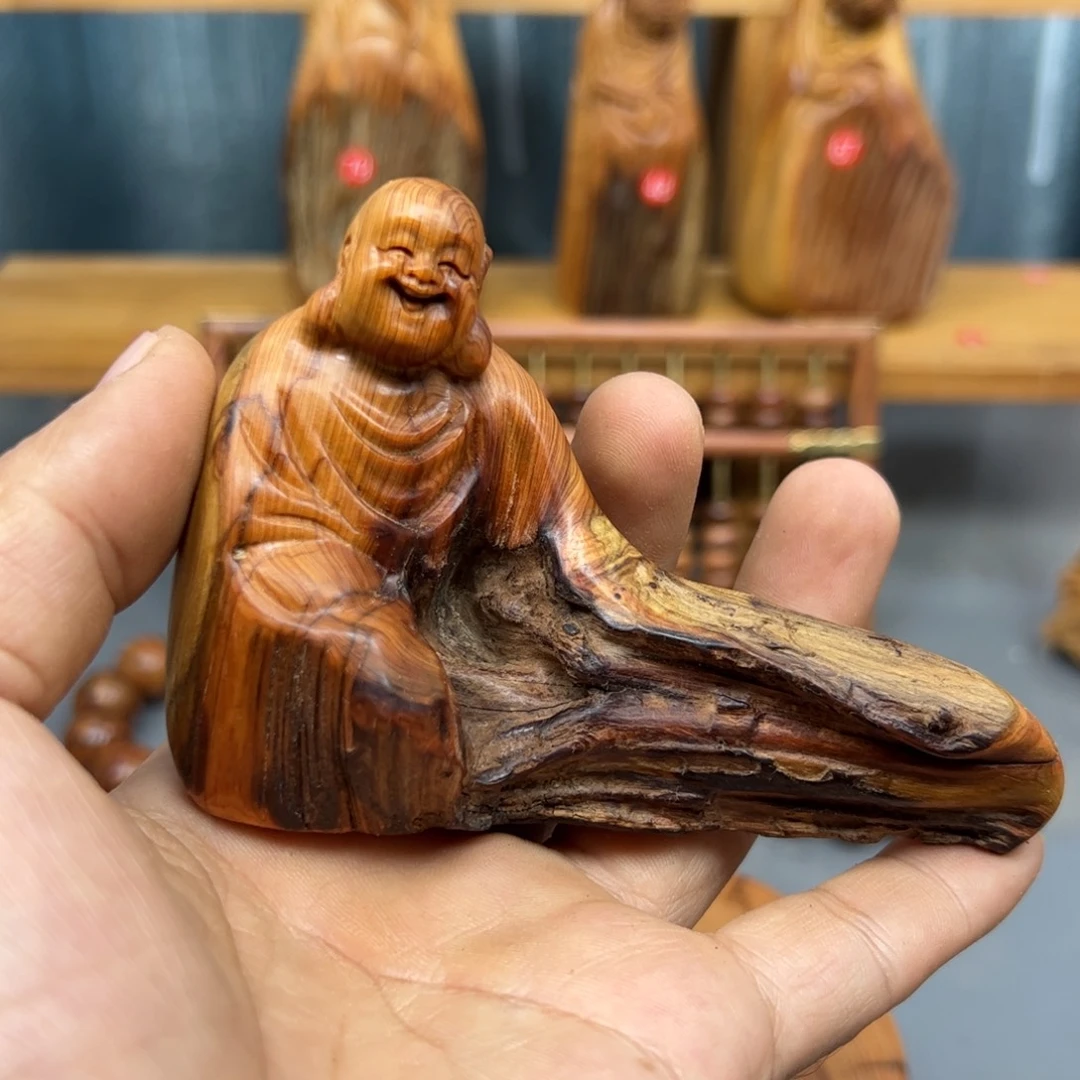 兴***旺木瑕疵崖柏木摆件手把件