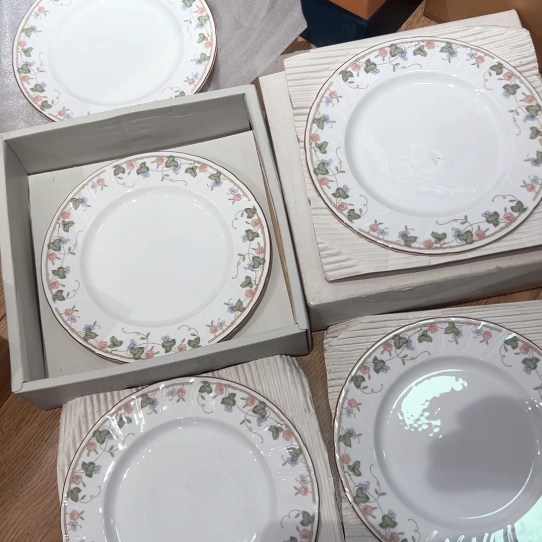 瓷片哈哈哈我也是很想要这个节目