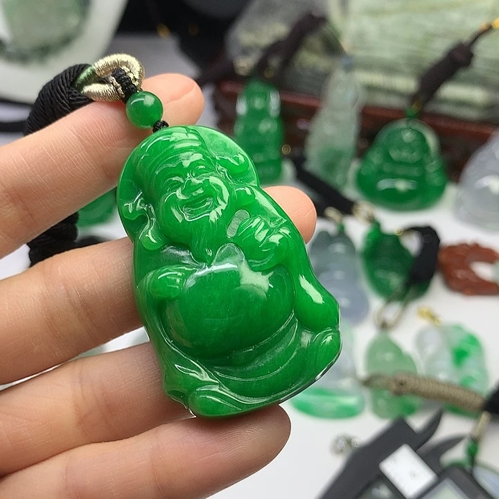 吊坠(赠链)未镶嵌翡翠
