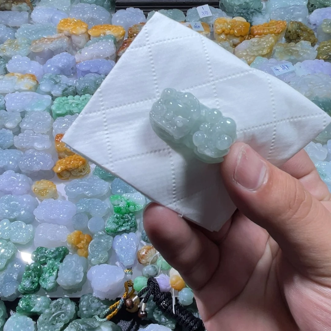 翡翠未镶嵌颈饰天然