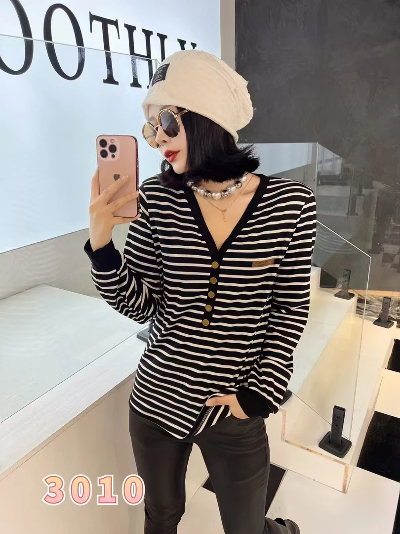 女装新款时尚洋气宽松显瘦遮肉潮流百搭条衫3010