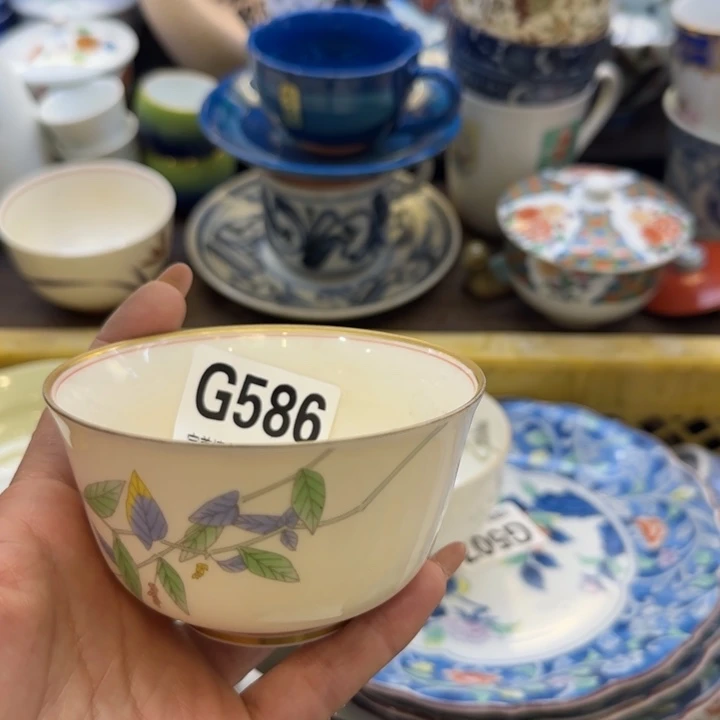瓷片秋*阁哈哈哈哈哈哈哈哈